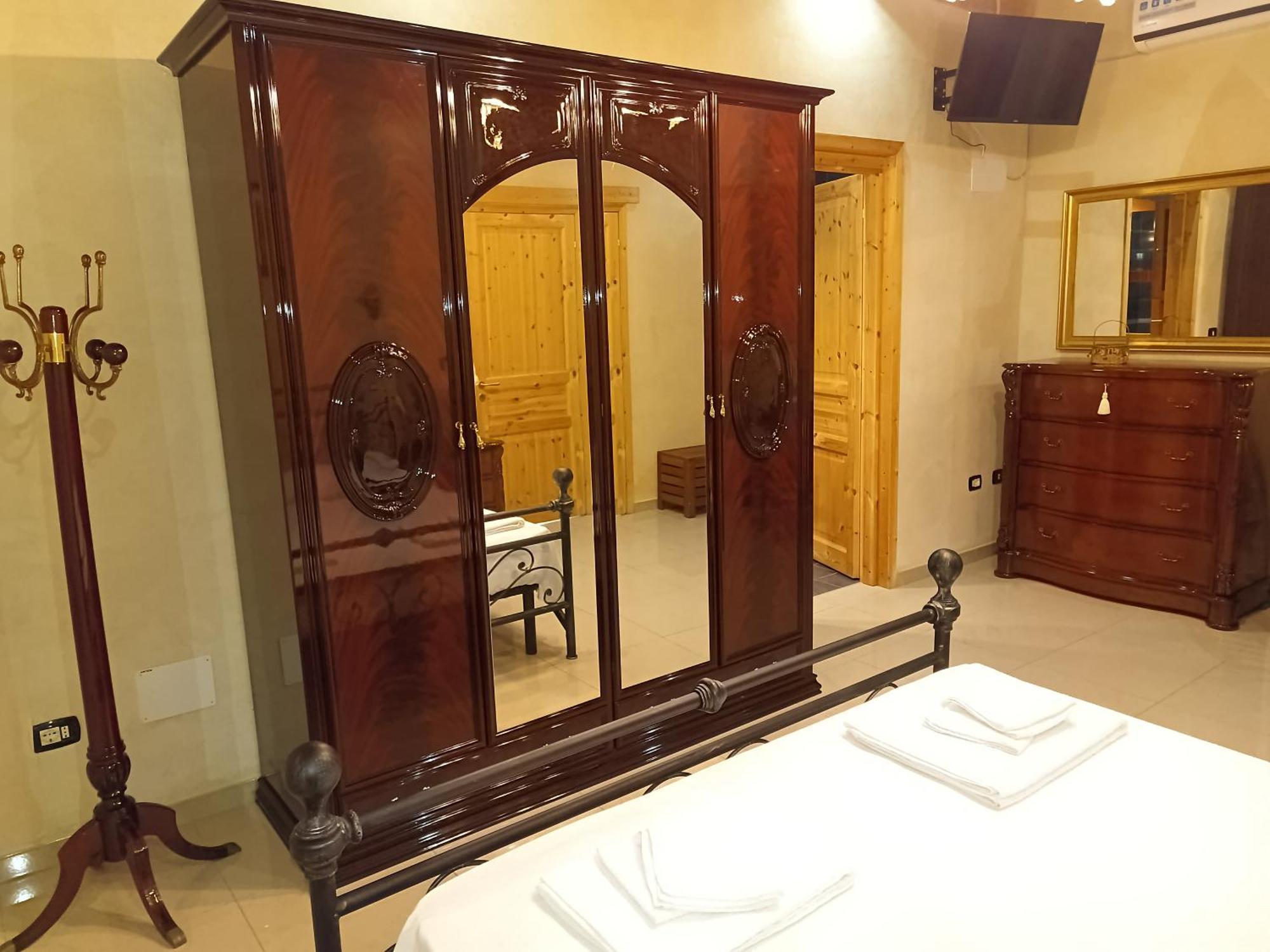 Fodor Hotel Авола Екстериор снимка