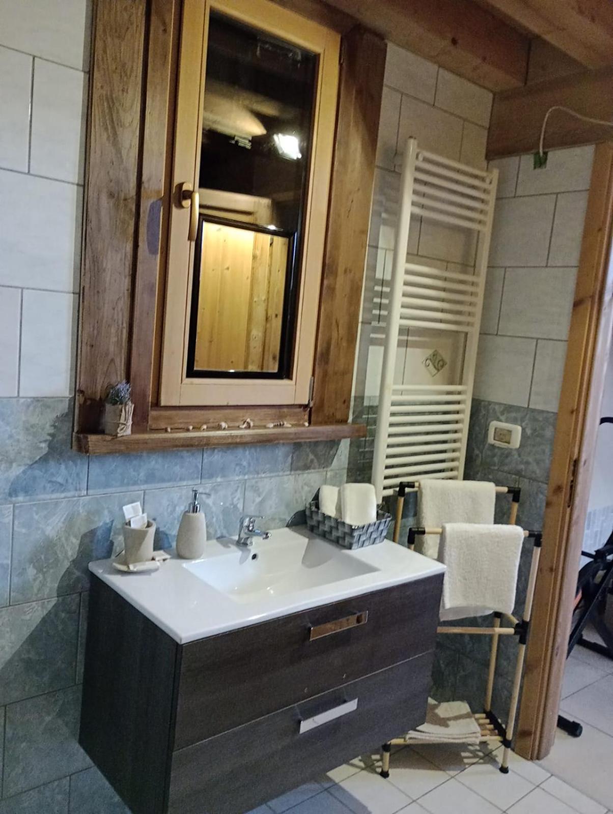 Fodor Hotel Авола Екстериор снимка