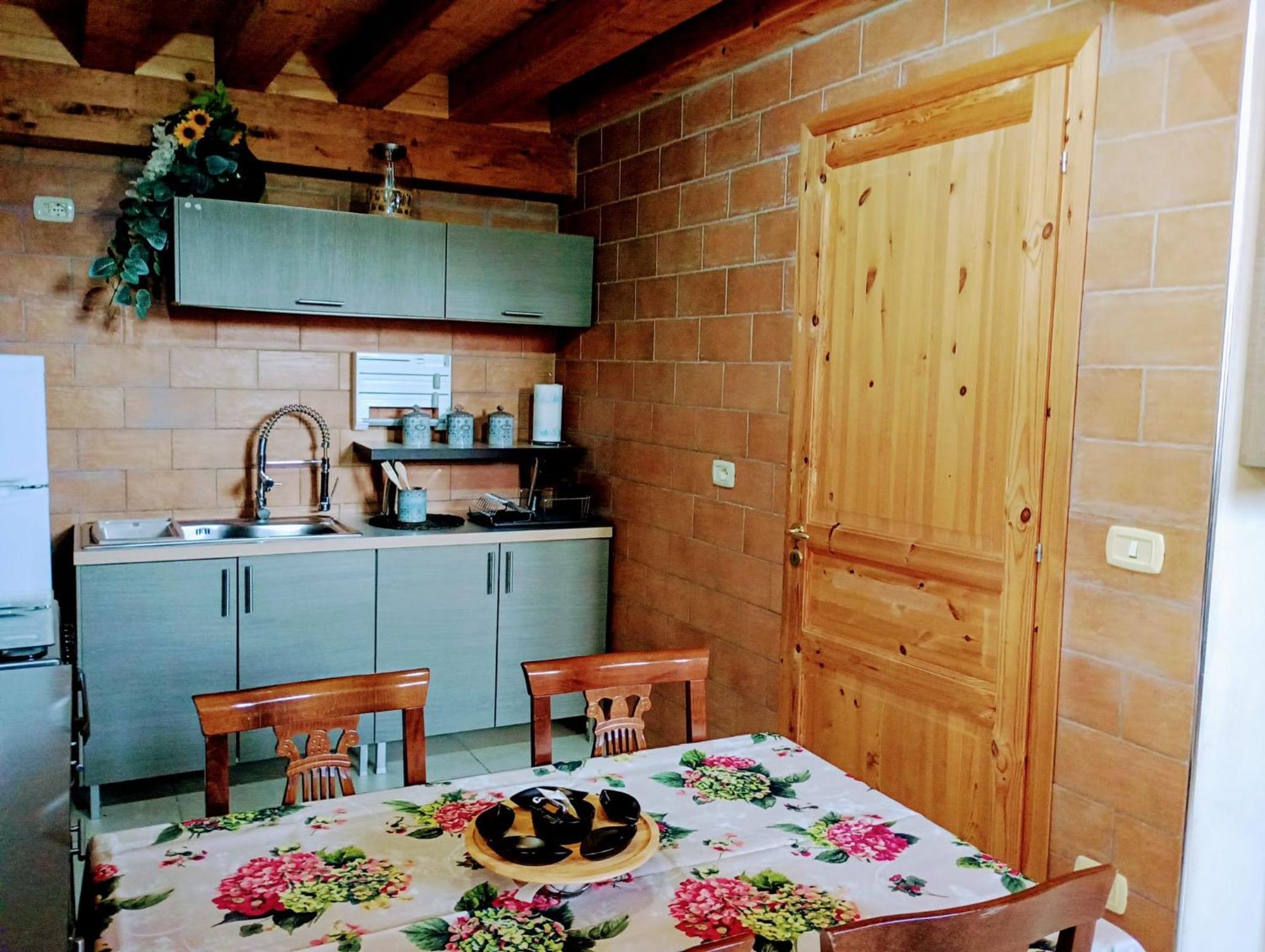 Fodor Hotel Авола Екстериор снимка